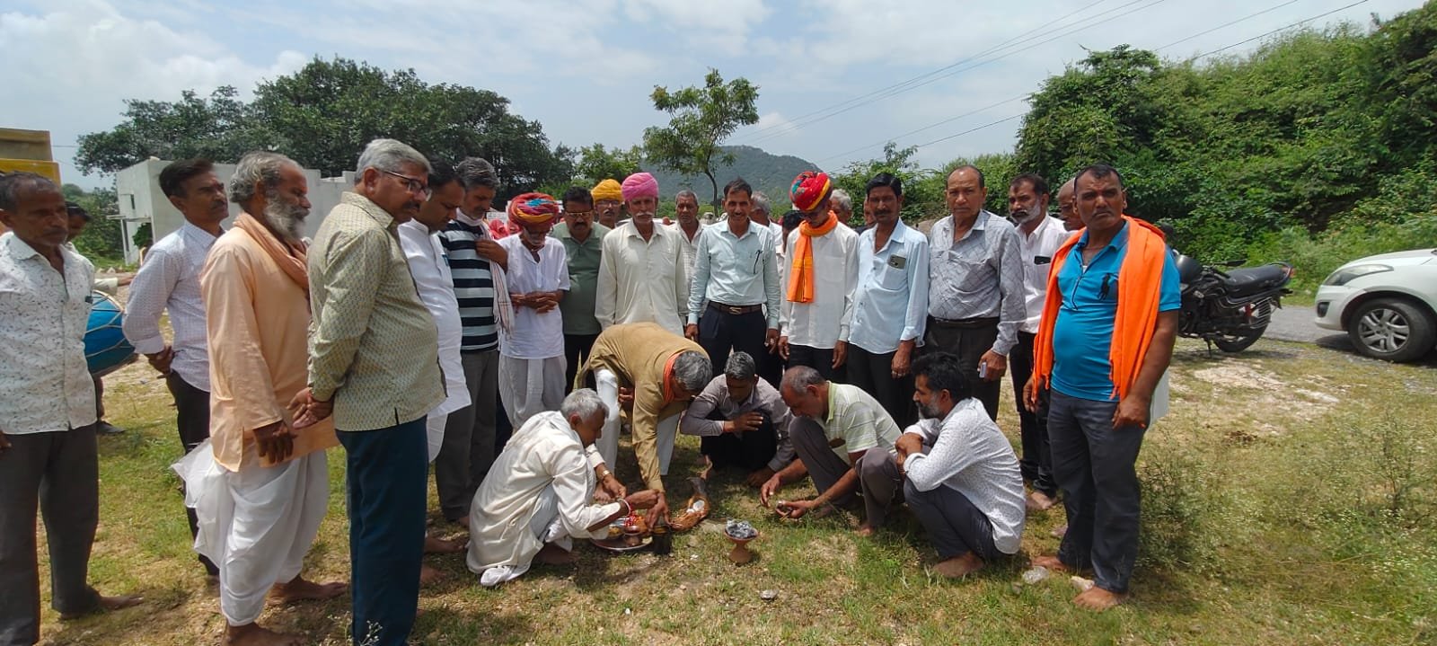 ग्राम पंचायत रख्यावल के खाम की मादड़ी में ग्रामीणों ने इंद्र पूजन कर अच्छी बारिश की कामना की