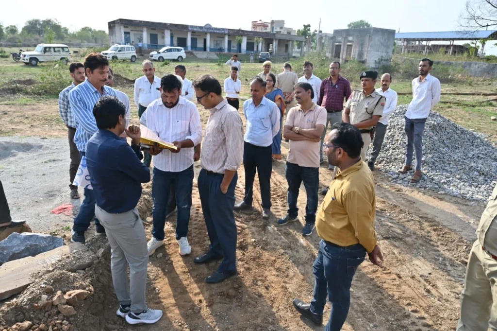 udaipur collector
