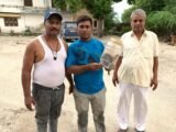 घासा में मकान के पीछे निकला 8 फीट लंबा कोबरा, सुरक्षित रेस्क्यू